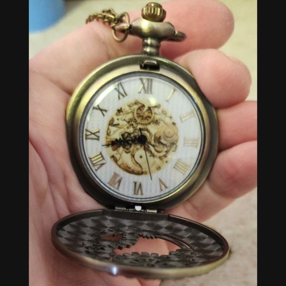 Brand New Steampunk gears quartz pocket watch - Picture 3 of 4